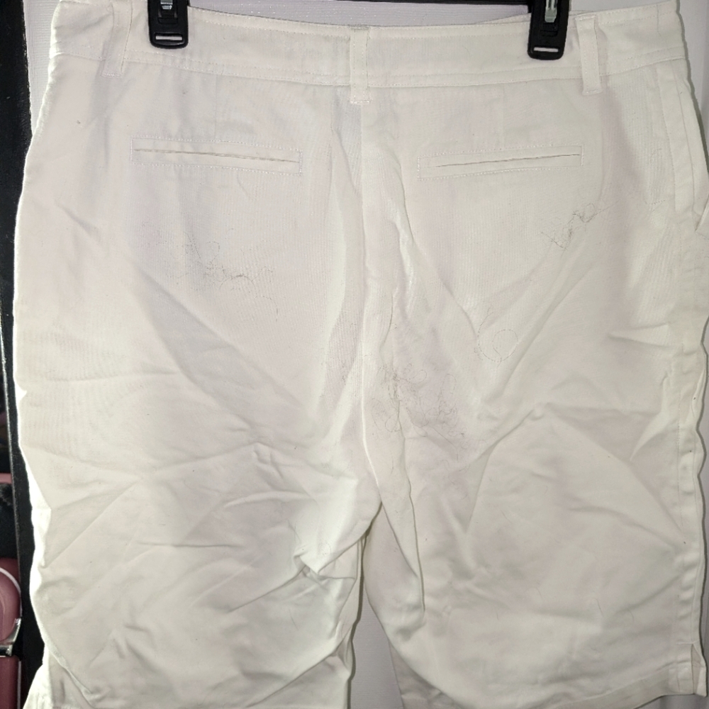 Charter Club Women's White Capri Short/pant size 14